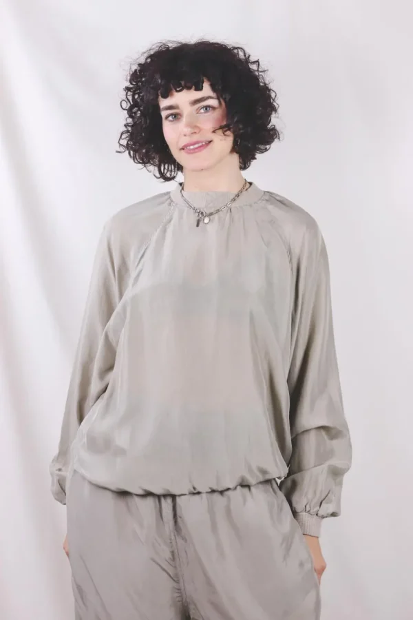 Bobina vintagesilkkiasu