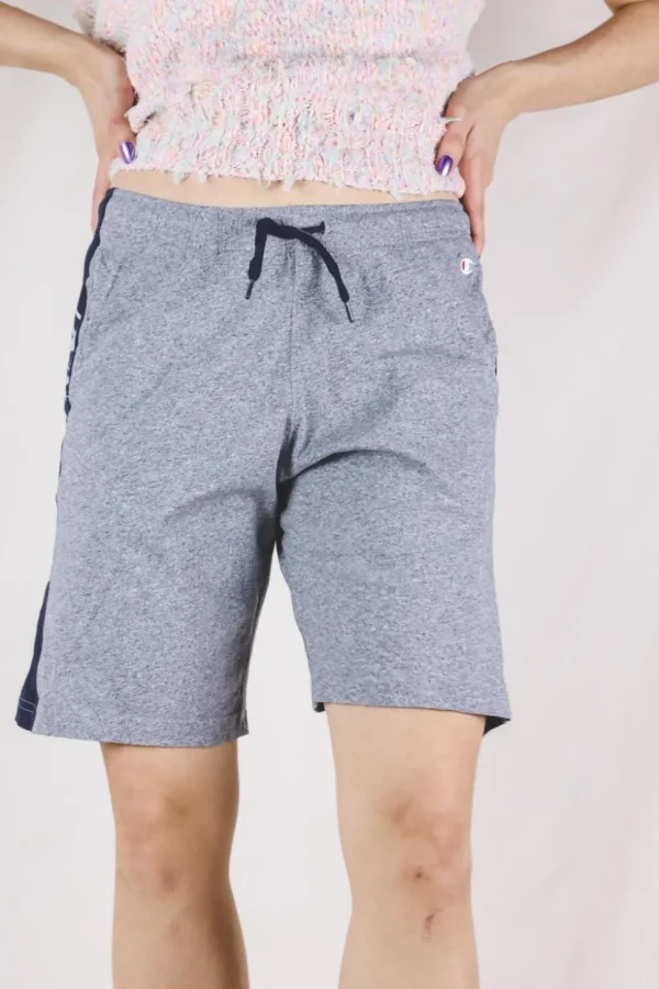 Championin Y2K-shortsit