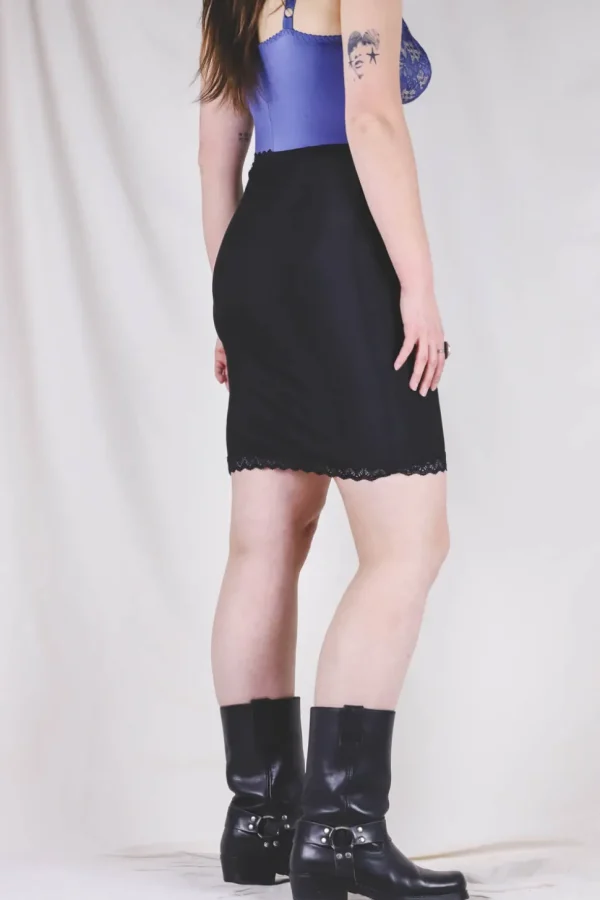Elmiina vintagealushame
