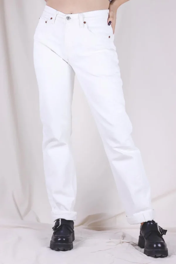 White vintage Levi's 501